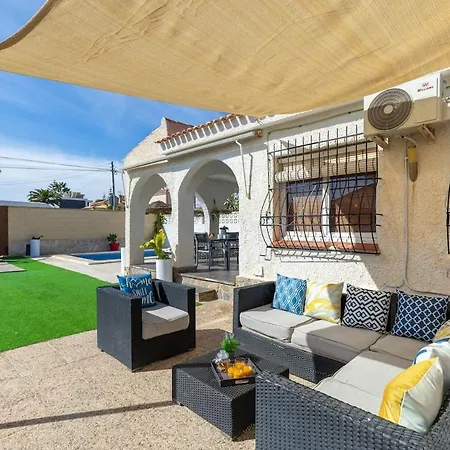 Fidalsa Relax Pool Your Refuge Torrevieja