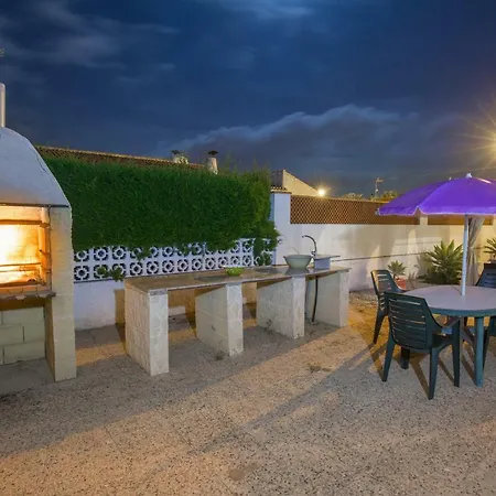 Fidalsa Relax Pool & Bbq Торевьиа